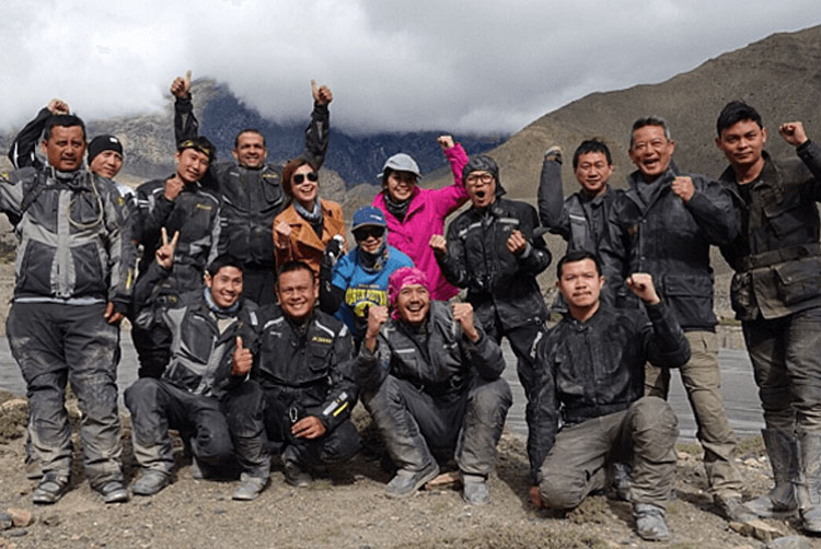 trip to mustang with weir sukollawat kanarot