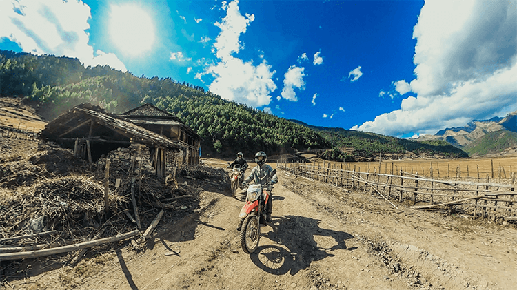 guided motorbiking tour in nepal